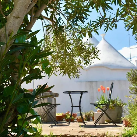 Bed & Breakfast Trulli Dell Erba Apvlian Experience 4*